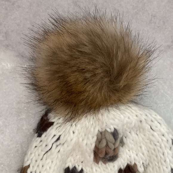 ✨Cute Knit Pom Pom Beanie • 6-24 Months - Picture 3 of 7